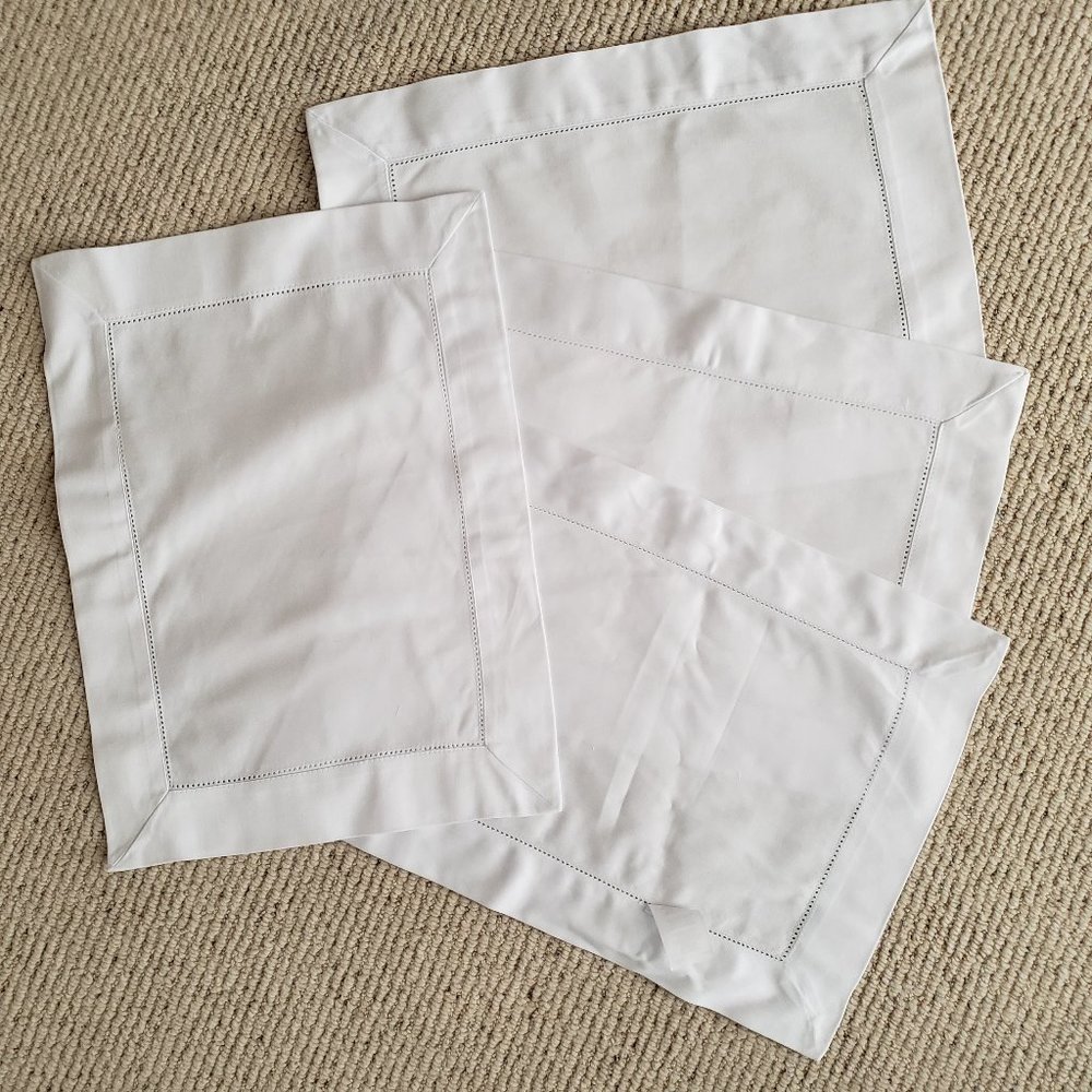 Set of 4 White Cotton Hemstitched Place Mats, New Without Tags